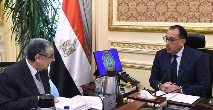 “Vie Décente” : Suivi des projets d’électricité 1 - Le Progrès Egyptien