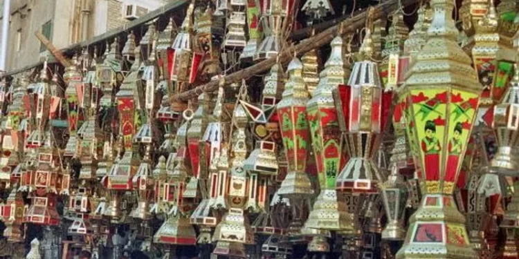 <strong>L’art de fabriquer les "Fanous Ramadan" … Un folklore qui transcende mille ans !</strong> 2 - Le Progrès Egyptien <strong>L’art de fabriquer les "Fanous Ramadan" … Un folklore qui transcende mille ans !</strong> 1 - Le Progrès Egyptien