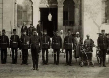 Cheikh Al-Hara”,  le premier agent de sécurité dans les quartiers populaires