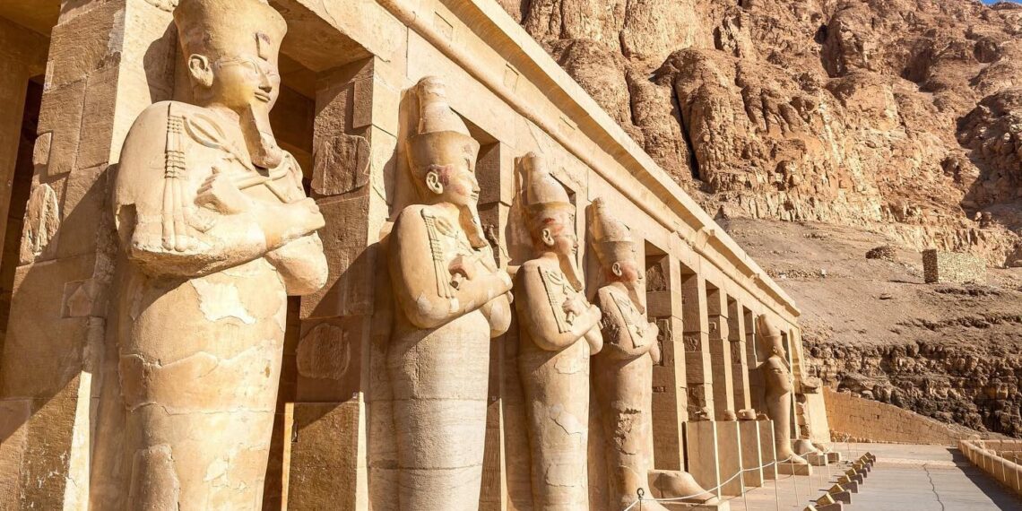 <strong>Le temple grandiose de la reine majestueuse&nbsp;!&nbsp;</strong> 1 - Le Progrès Egyptien