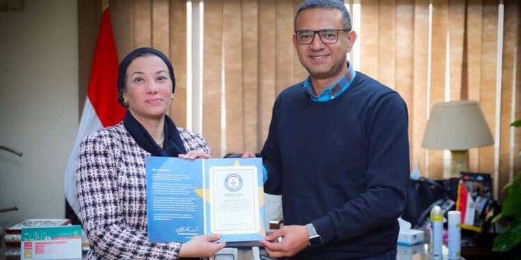 <strong>Fouad reçoit l’aventurier Ali Abdou avant son départ pour la COP-28</strong> 2 - Le Progrès Egyptien <strong>Fouad reçoit l’aventurier Ali Abdou avant son départ pour la COP-28</strong> 1 - Le Progrès Egyptien