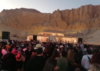 3000 touristes au concert “d’Adriatique” au temple d’Hatchepsout