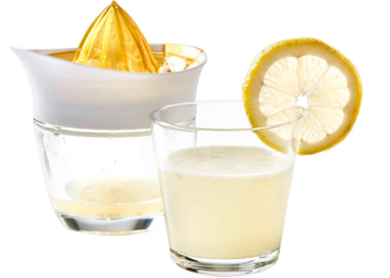 Boire de l’eau avec du citron, c’est vraiment bon pour la santé ?