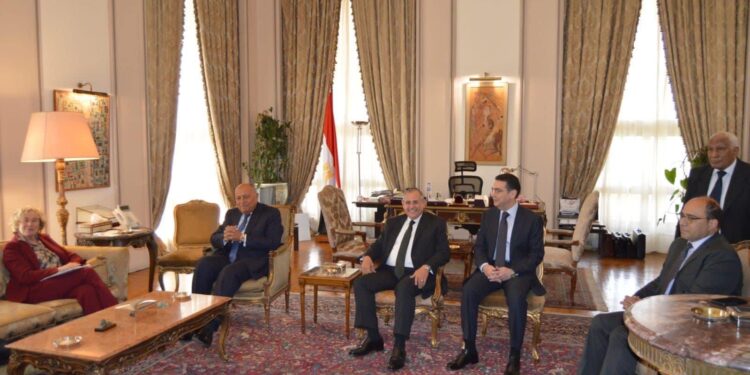 Choucri loue la dynamique des relations Egypte-Italie 2 - Le Progrès Egyptien Choucri loue la dynamique des relations Egypte-Italie 1 - Le Progrès Egyptien