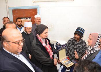 Le cheikh d’Al-Azhar s’enquiert de l’état de santé d’un jeune soudanais qui a sauvé une femme