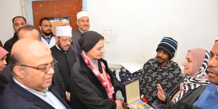 <strong>Le cheikh d'Al-Azhar s'enquiert de l'état de santé d'un jeune soudanais qui a sauvé une femme</strong> 2 - Le Progrès Egyptien <strong>Le cheikh d'Al-Azhar s'enquiert de l'état de santé d'un jeune soudanais qui a sauvé une femme</strong> 1 - Le Progrès Egyptien