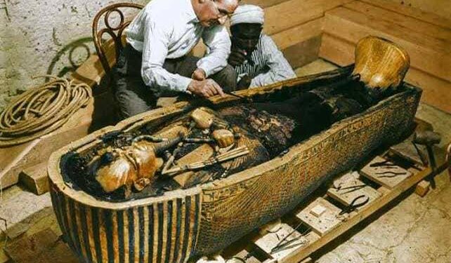 <strong>La Malédiction des Pharaons en quelques dates précises</strong> 1 - Le Progrès Egyptien