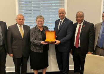 Les universités nationales ont un rôle important dans le développement du système d’enseignement