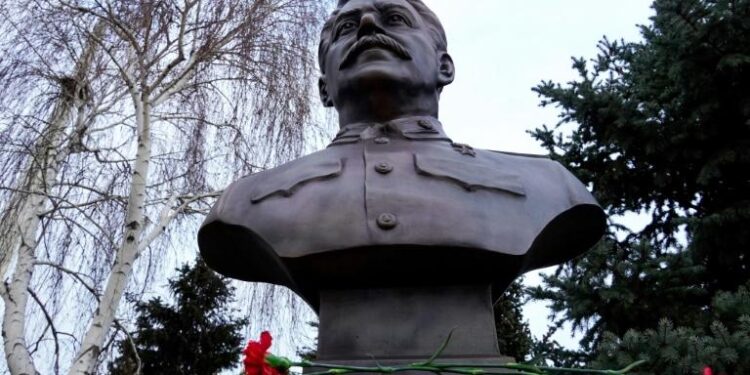 La Russie célèbre les 80 ans de la victoire à Stalingrad 1 - Le Progrès Egyptien