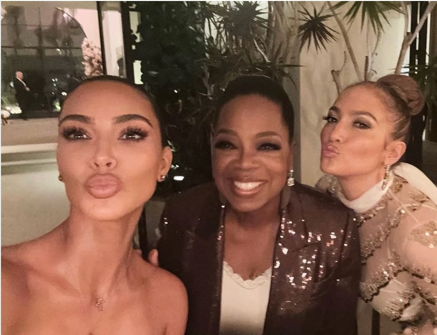 Kim Kardashian, Jennifer Lopez, Sharon Stone... Les stars célèbrent l’anniversaire d’Oprah Winfrey 4 - Le Progrès Egyptien Kim Kardashian, Jennifer Lopez, Sharon Stone... Les stars célèbrent l’anniversaire d’Oprah Winfrey 3 - Le Progrès Egyptien