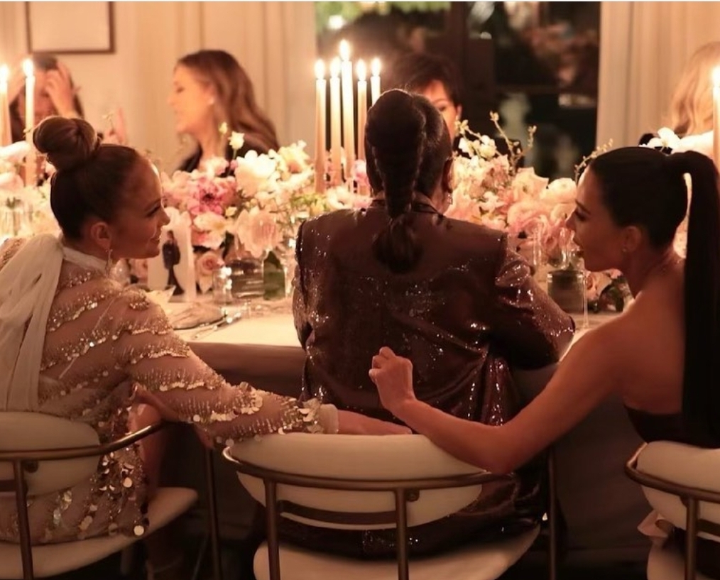 Kim Kardashian, Jennifer Lopez, Sharon Stone... Les stars célèbrent l’anniversaire d’Oprah Winfrey 10 - Le Progrès Egyptien Kim Kardashian, Jennifer Lopez, Sharon Stone... Les stars célèbrent l’anniversaire d’Oprah Winfrey 9 - Le Progrès Egyptien