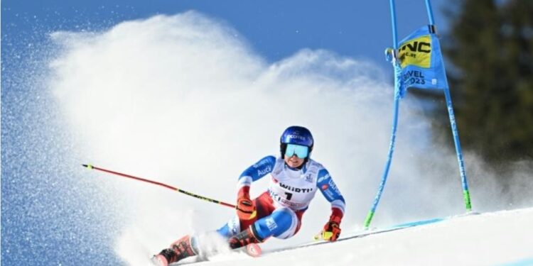 Mondiaux de ski alpin : Shiffrin domine la 1re manche du géant devant Worley 2 - Le Progrès Egyptien Mondiaux de ski alpin : Shiffrin domine la 1re manche du géant devant Worley 1 - Le Progrès Egyptien