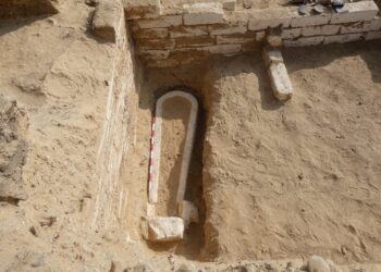 Découverte de 22 tombes des époques perse, romaine et copte à Minya