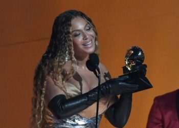 Beyoncé reine des Grammys
