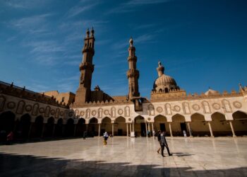 Azhar : Les langues,  ponts de communication entre les peuples