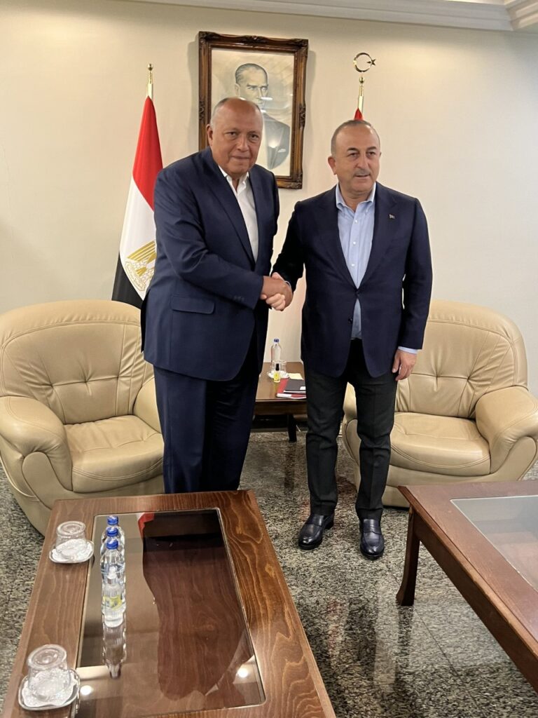 <strong>Choucri et son homologue turc se réunissent à Adana</strong> 4 - Le Progrès Egyptien <strong>Choucri et son homologue turc se réunissent à Adana</strong> 3 - Le Progrès Egyptien
