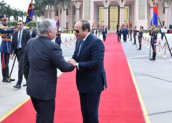  Al-Sissi fait ses adieux au Roi Abdallah II bin Al-Hussein