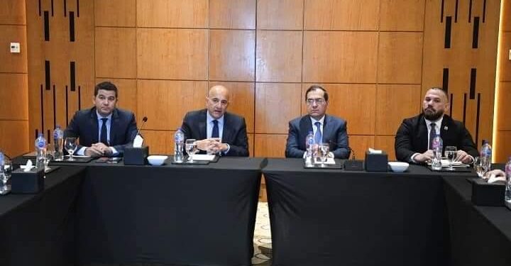 Egypte-USA : Développer l’industrie Pétrole-Gaz 2 - Le Progrès Egyptien Egypte-USA : Développer l’industrie Pétrole-Gaz 1 - Le Progrès Egyptien