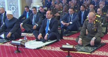 Journée du martyr : Le Président effectue la prière du vendredi à la mosquée Al-Moushir 2 - Le Progrès Egyptien Journée du martyr : Le Président effectue la prière du vendredi à la mosquée Al-Moushir 1 - Le Progrès Egyptien