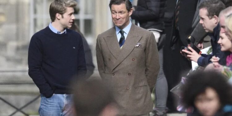 «The Crown» saison 6, les jeunes Kate et William apparaissent sur le tournage 2 - Le Progrès Egyptien «The Crown» saison 6, les jeunes Kate et William apparaissent sur le tournage 1 - Le Progrès Egyptien