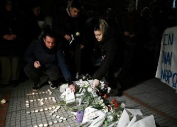 Grèce : Catastrophe ferroviaire, le chef de gare devant la justice
