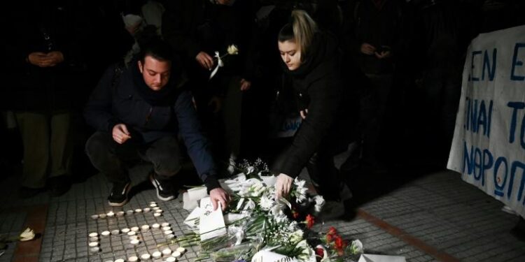 Grèce : Catastrophe ferroviaire, le chef de gare devant la justice 2 - Le Progrès Egyptien Grèce : Catastrophe ferroviaire, le chef de gare devant la justice 1 - Le Progrès Egyptien