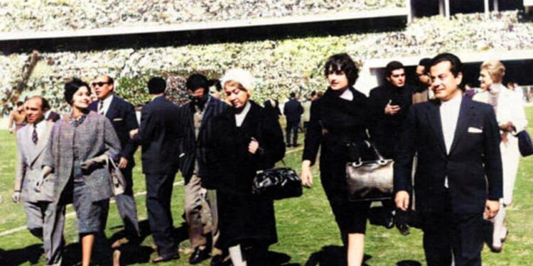 Quand les stars supportent leur équipe nationale 2 - Le Progrès Egyptien Quand les stars supportent leur équipe nationale 1 - Le Progrès Egyptien