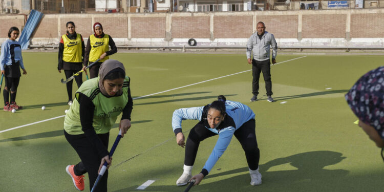 Hockey sur gazon : Une équipe féminine explose tous les records en Egypte 2 - Le Progrès Egyptien Hockey sur gazon : Une équipe féminine explose tous les records en Egypte 1 - Le Progrès Egyptien