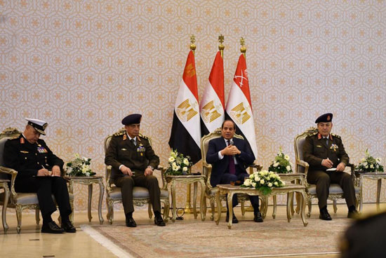 Al-Sissi : Le peuple apprécie les efforts et les sacrifices des forces armées 2 - Le Progrès Egyptien Al-Sissi : Le peuple apprécie les efforts et les sacrifices des forces armées 1 - Le Progrès Egyptien
