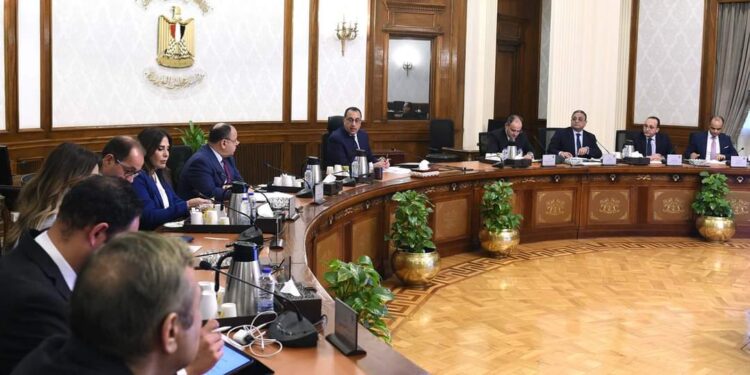 Le PM fait le point sur les étapes de préparation du programme de recouvrement de charge des exportations 1 - Le Progrès Egyptien