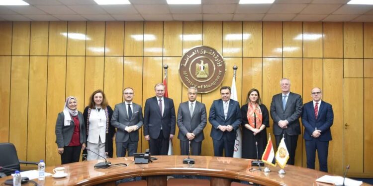 <strong>Priorité au marché du travail</strong> 2 - Le Progrès Egyptien <strong>Priorité au marché du travail</strong> 1 - Le Progrès Egyptien
