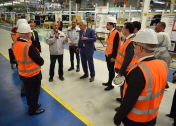 OAI : Fabrication d’une voiture électrique arabe