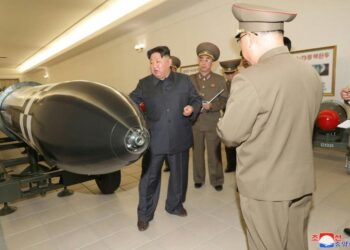 Kim veut accroître la production de “matériel nucléaire militaire”