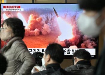 La Corée du Nord tire deux missiles balistiques