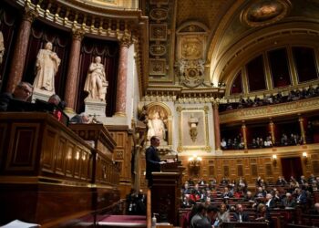France : La réforme des retraites entame une semaine décisive au Sénat