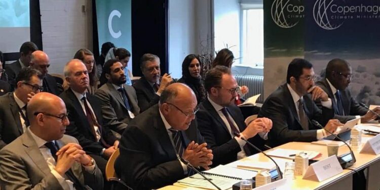 <strong>Choucri : Nous avons l'opportunité de faire face aux effets négatifs du changement climatique</strong> 1 - Le Progrès Egyptien