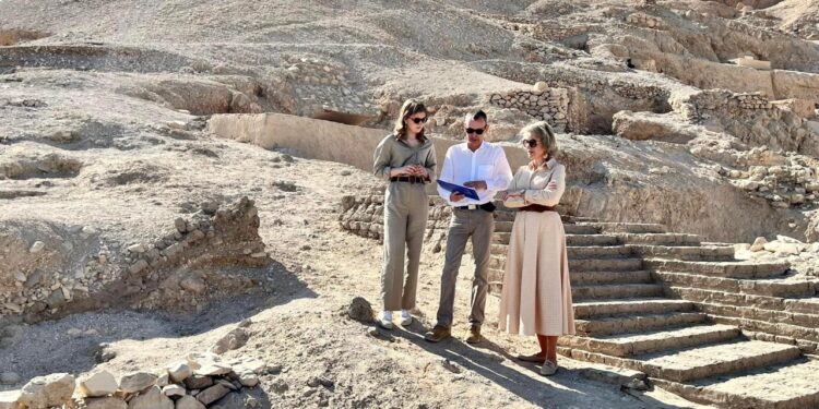 La reine de Belgique éblouie par Louxor&nbsp; 1 - Le Progrès Egyptien