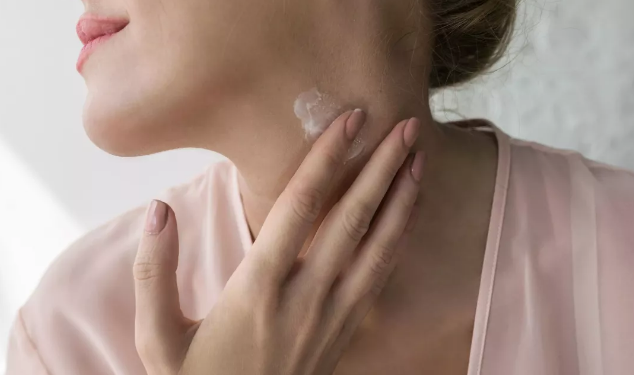 Retrouver le cou de votre jeunesse 1 - Le Progrès Egyptien