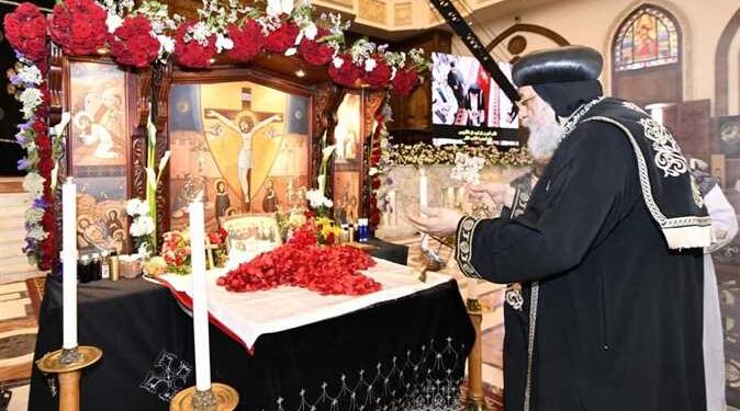 Le Pape Tawadros II dirige la messe du Jeudi saint 2 - Le Progrès Egyptien Le Pape Tawadros II dirige la messe du Jeudi saint 1 - Le Progrès Egyptien