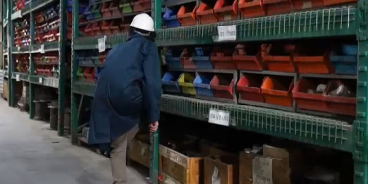 Production militaire: Poursuite de "Votre usine est votre maison'' 2 - Le Progrès Egyptien Production militaire: Poursuite de "Votre usine est votre maison'' 1 - Le Progrès Egyptien