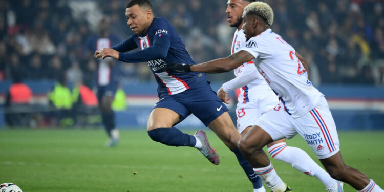 L1 : Battu par Lyon, le Paris SG perd pied 1 - Le Progrès Egyptien