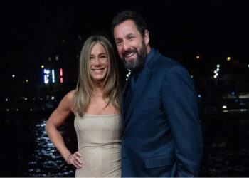 Jennifer Aniston dévoile les coulisses de “Murder Mystery 2”