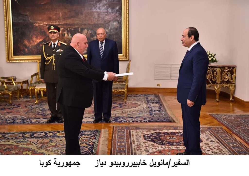 Al-Sissi reçoit les lettres de créance de nouveaux ambassadeurs en Egypte 6 - Le Progrès Egyptien Al-Sissi reçoit les lettres de créance de nouveaux ambassadeurs en Egypte 5 - Le Progrès Egyptien