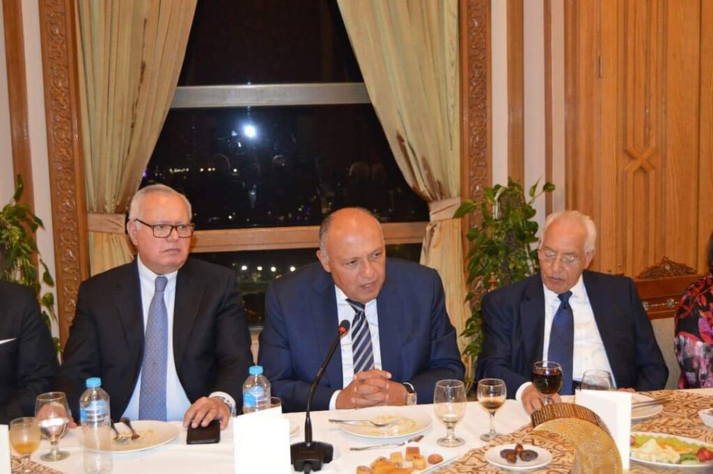 Choucri reçoit les penseurs et intellectuels égyptiens au ministère des AE (Photos) 46 - Le Progrès Egyptien Choucri reçoit les penseurs et intellectuels égyptiens au ministère des AE (Photos) 45 - Le Progrès Egyptien