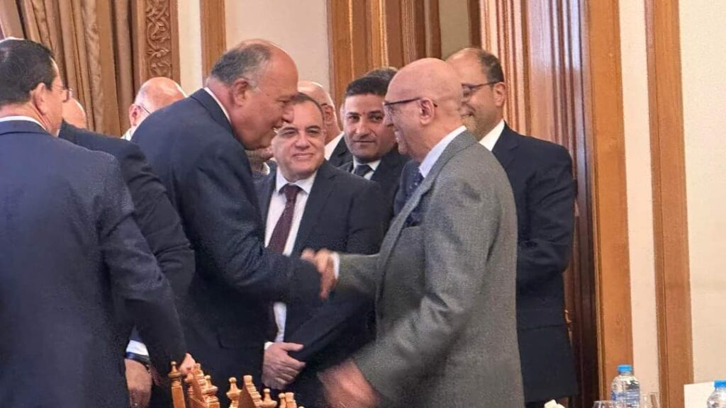 Choucri reçoit les penseurs et intellectuels égyptiens au ministère des AE (Photos) 38 - Le Progrès Egyptien Choucri reçoit les penseurs et intellectuels égyptiens au ministère des AE (Photos) 37 - Le Progrès Egyptien