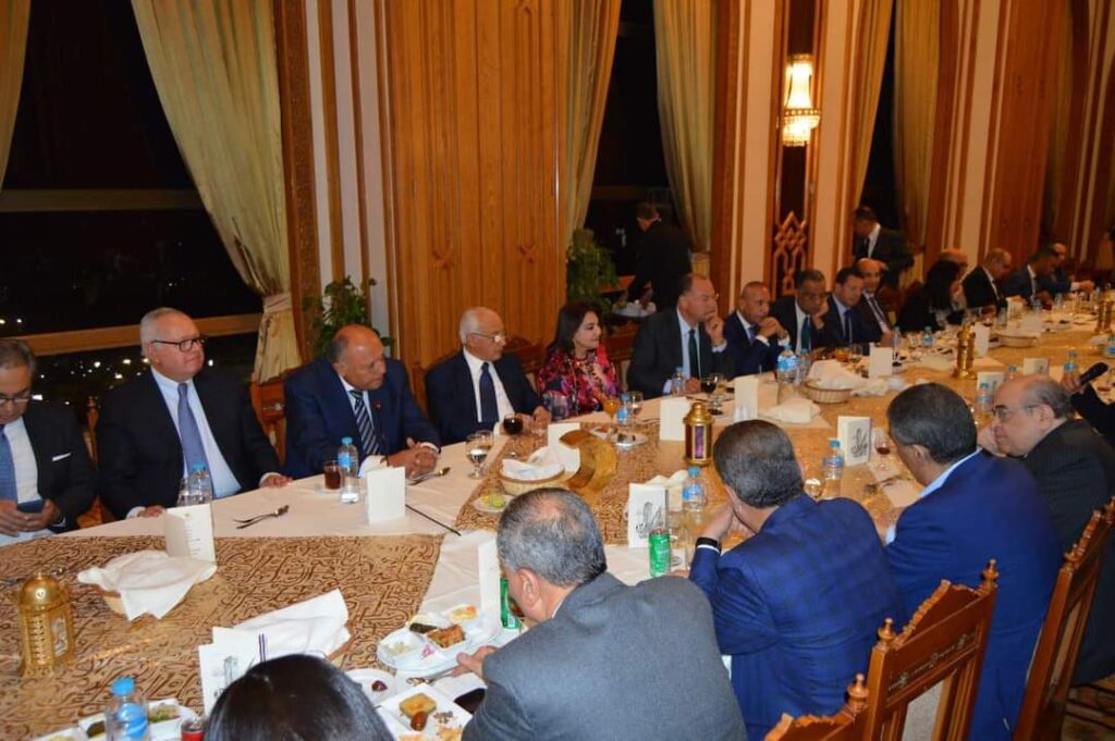Choucri reçoit les penseurs et intellectuels égyptiens au ministère des AE (Photos) 30 - Le Progrès Egyptien Choucri reçoit les penseurs et intellectuels égyptiens au ministère des AE (Photos) 29 - Le Progrès Egyptien