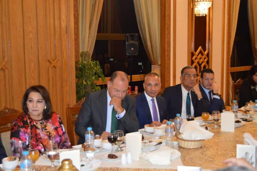 Choucri reçoit les penseurs et intellectuels égyptiens au ministère des AE (Photos) 28 - Le Progrès Egyptien Choucri reçoit les penseurs et intellectuels égyptiens au ministère des AE (Photos) 27 - Le Progrès Egyptien