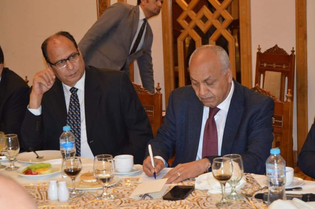 Choucri reçoit les penseurs et intellectuels égyptiens au ministère des AE (Photos) 8 - Le Progrès Egyptien Choucri reçoit les penseurs et intellectuels égyptiens au ministère des AE (Photos) 7 - Le Progrès Egyptien