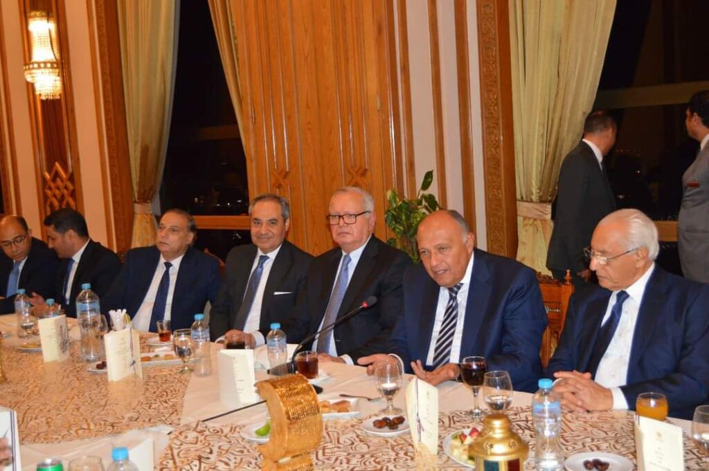 Choucri reçoit les penseurs et intellectuels égyptiens au ministère des AE (Photos) 6 - Le Progrès Egyptien Choucri reçoit les penseurs et intellectuels égyptiens au ministère des AE (Photos) 5 - Le Progrès Egyptien