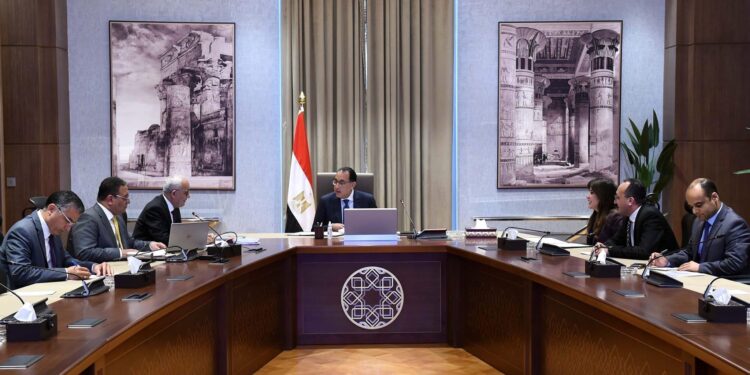 Madbouli examine la refonte de l’enseignement 2 - Le Progrès Egyptien Madbouli examine la refonte de l’enseignement 1 - Le Progrès Egyptien